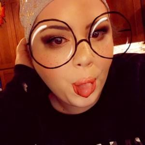 Meet your Posher, Lily